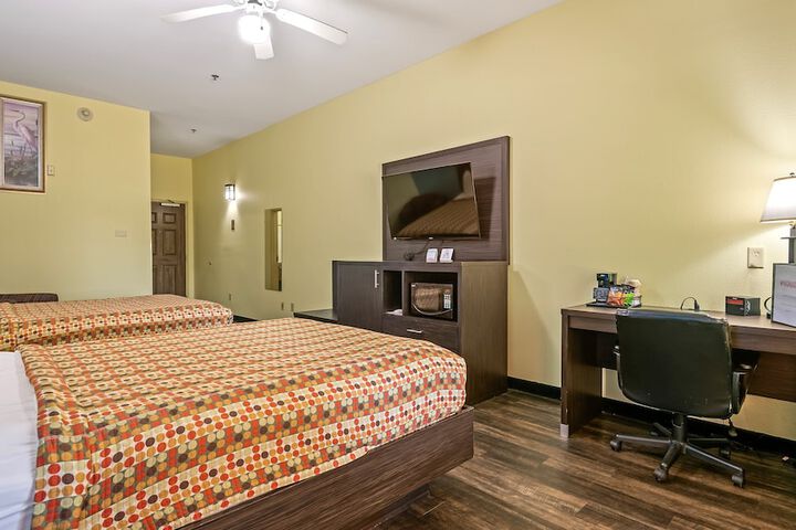 Room 30 of 87