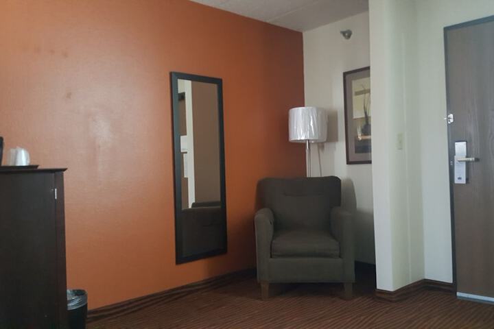 Room 11 of 46