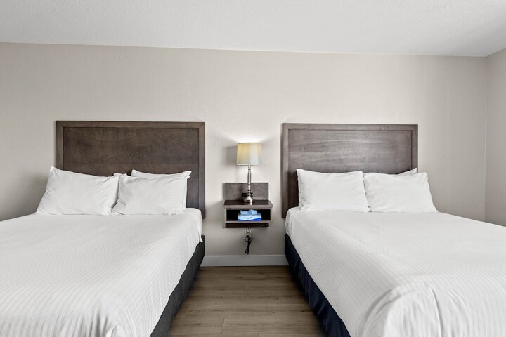 Room 20 of 35