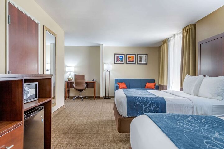 Room 34 of 46