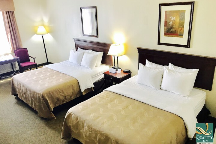 Room 14 of 24