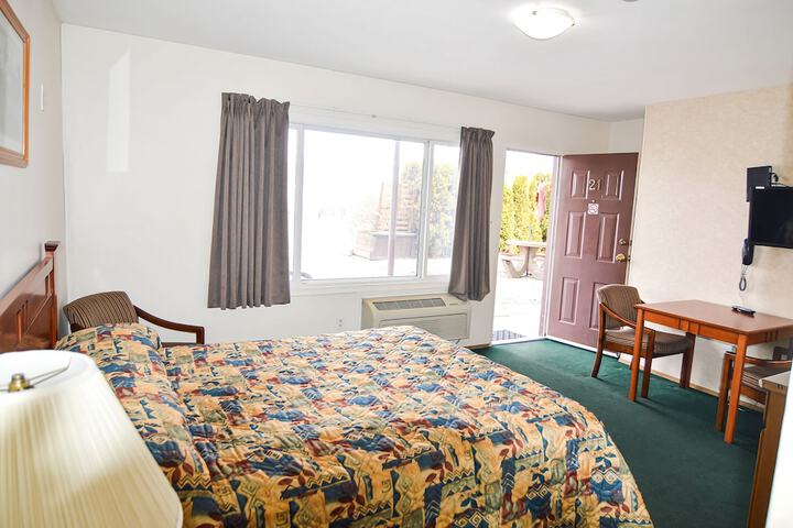 Room 46 of 70