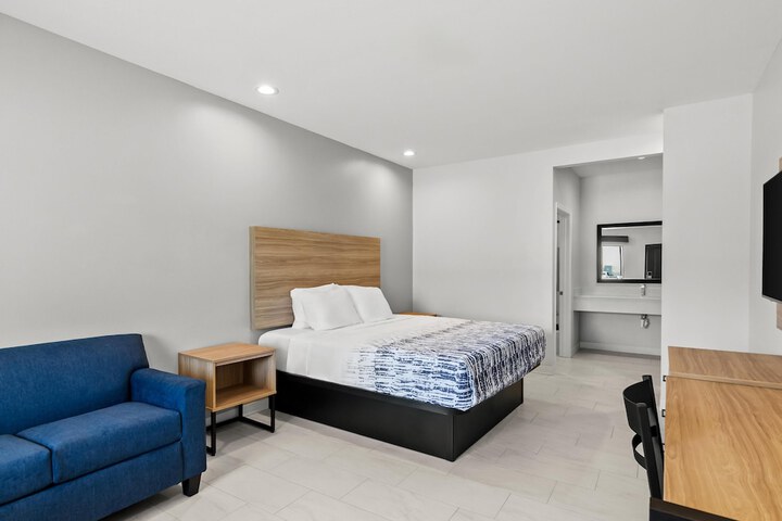 Americas Best Value Inn & Suites Tomball Grand Parkway