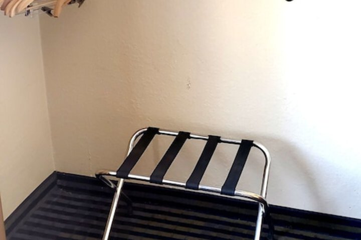 Room 5 of 21
