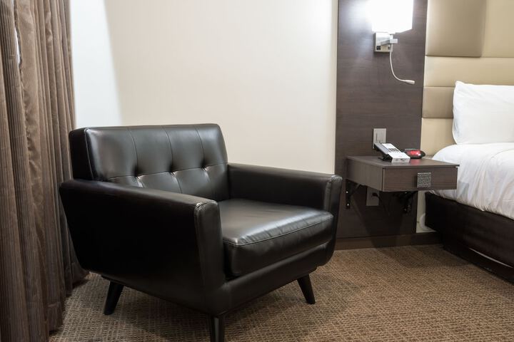 Room 28 of 44