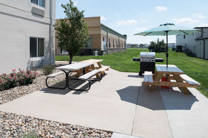 Holiday Inn Express Hotel & Suites Burlington by IHG