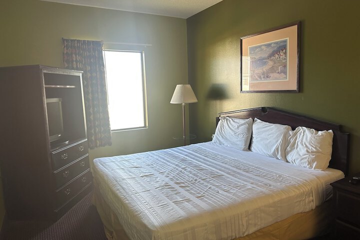 Room 37 of 41