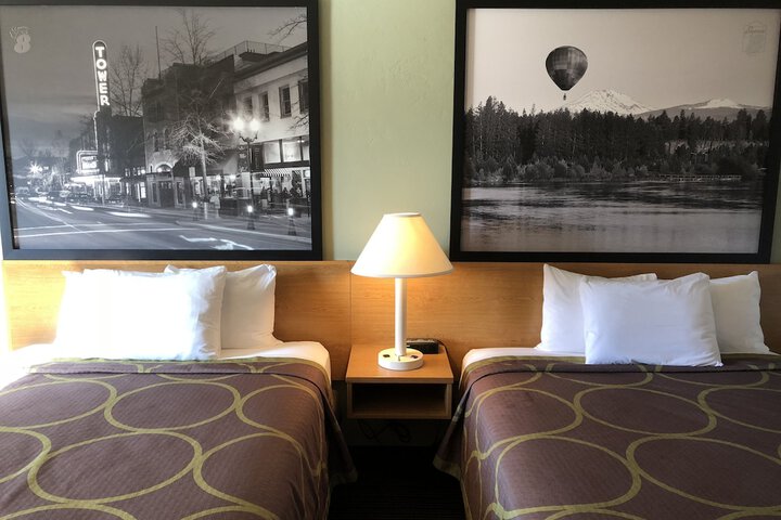 Room 18 of 42