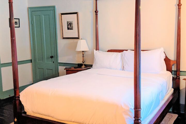 Room 32 of 135