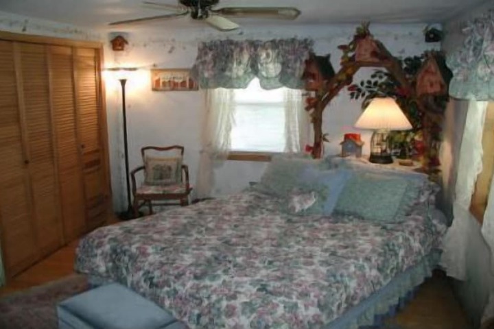Room 3 of 5