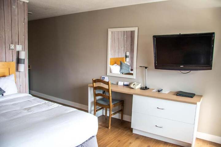 Room 47 of 73