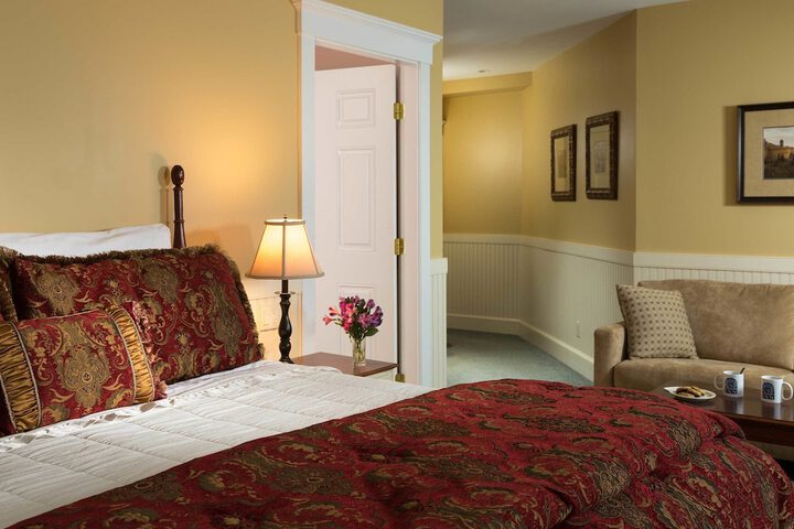 Lord Camden Inn
