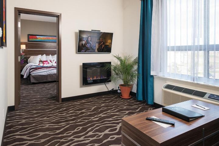 Encore Suites by Service Plus Inns