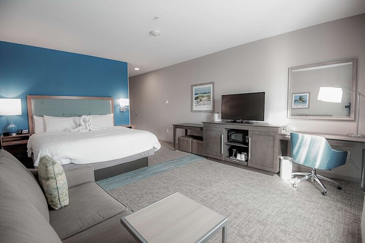 Room 21 of 28