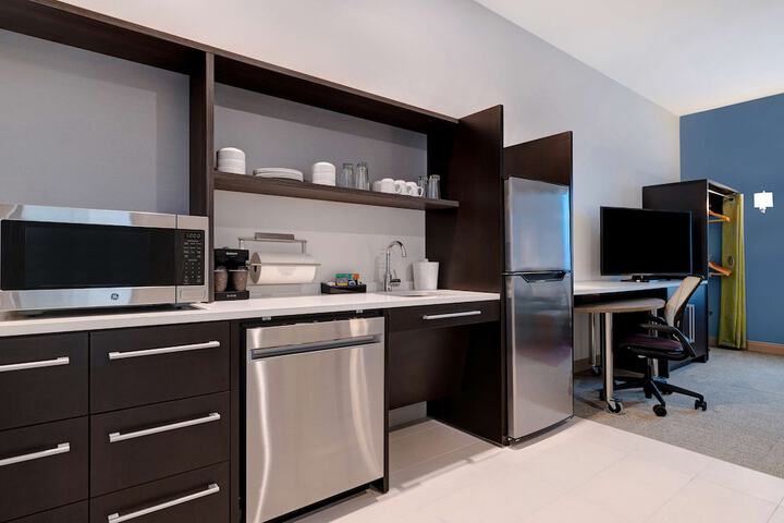 Room 30 of 53