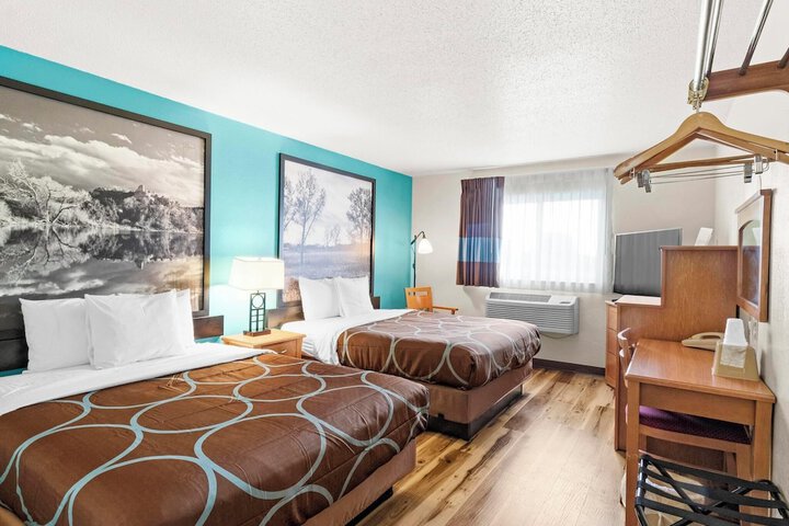 Super 8 by Wyndham Ogallala
