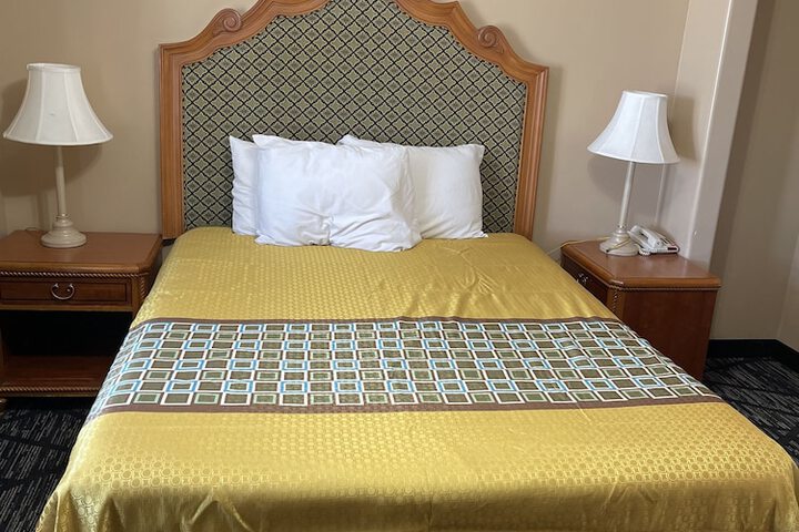 Riverton Inn & Suites