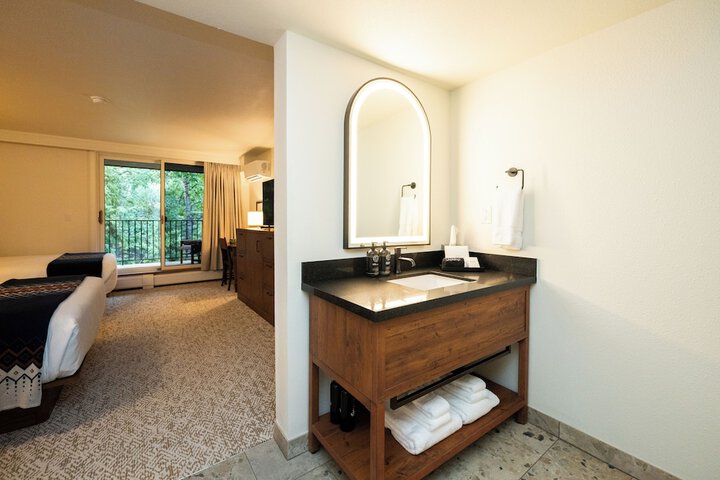 Rock Creek Resort
