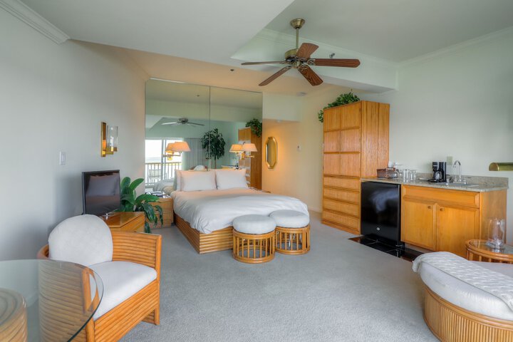 Room 46 of 76