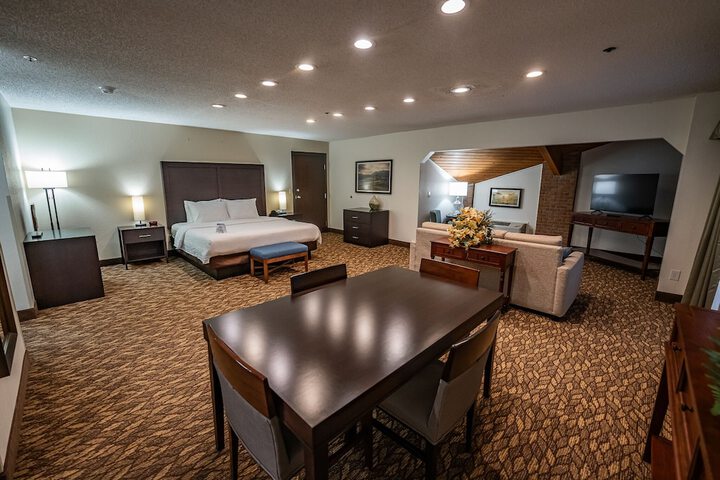 Room 37 of 46