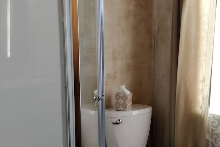 Room 29 of 69