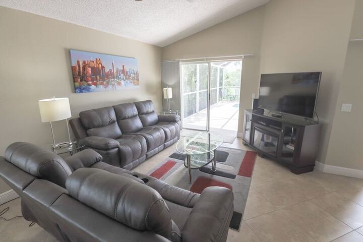 Serene Private Pool in Southern Dunes! 4 Bedroom Home by RedAwning