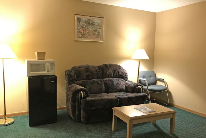Room 9 of 22