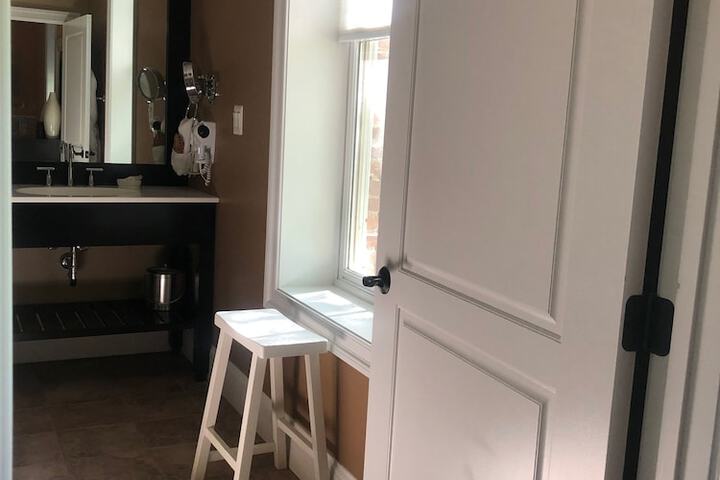 Room 65 of 168