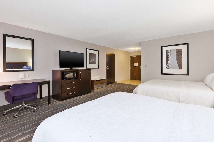 Hampton Inn & Suites Flint / Grand Blanc