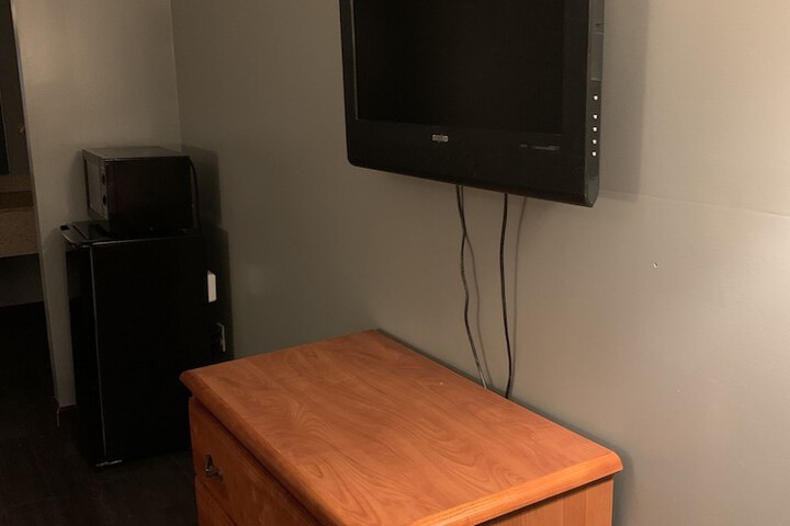 Room 15 of 30