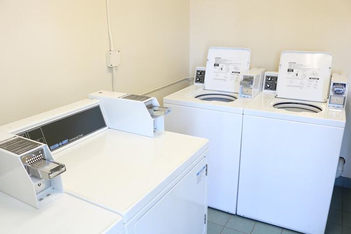 Laundry 41 of 45