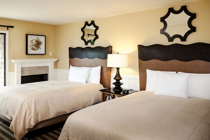 Room 44 of 54