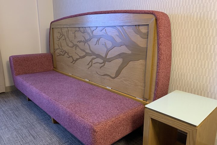 Room 49 of 98