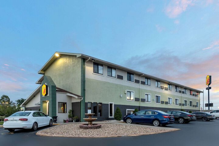 Hotel 2 of 38