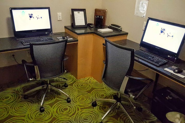 Business Center 51 of 53