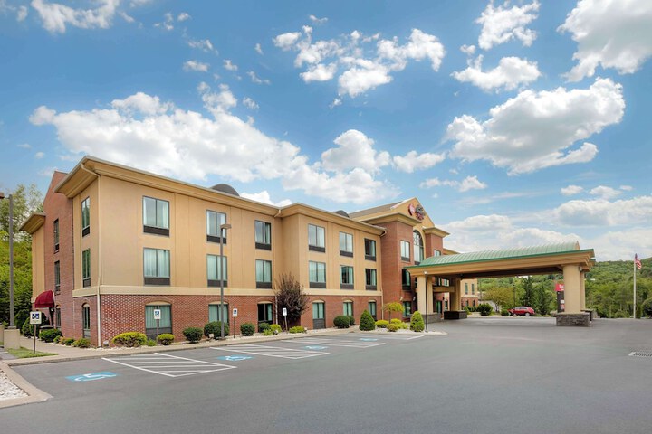 Hotel 2 of 42