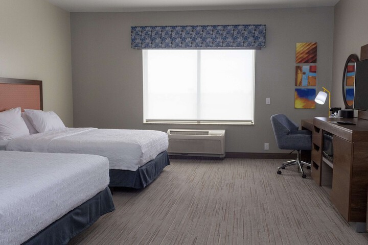 Hampton Inn & Suites Riverton