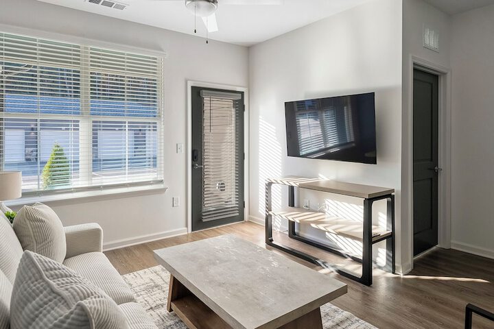 Landing Apartments Birmingham - Sand Ridge
