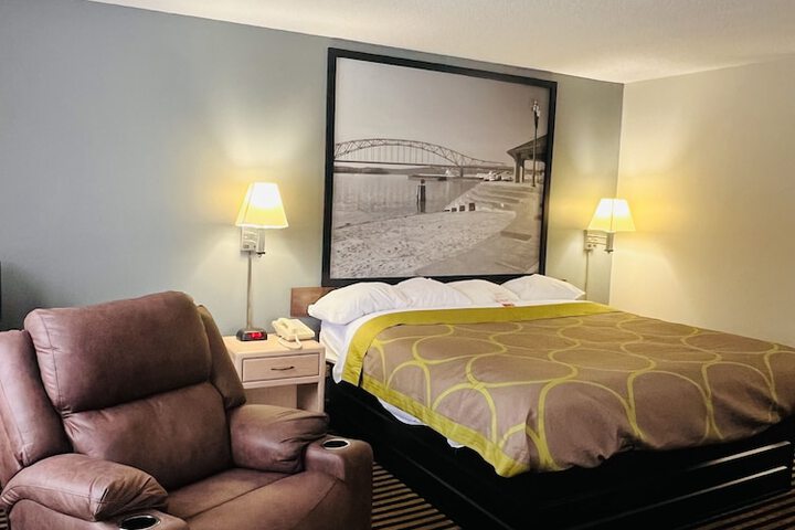 Room 16 of 58
