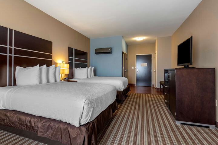 Room 8 of 29