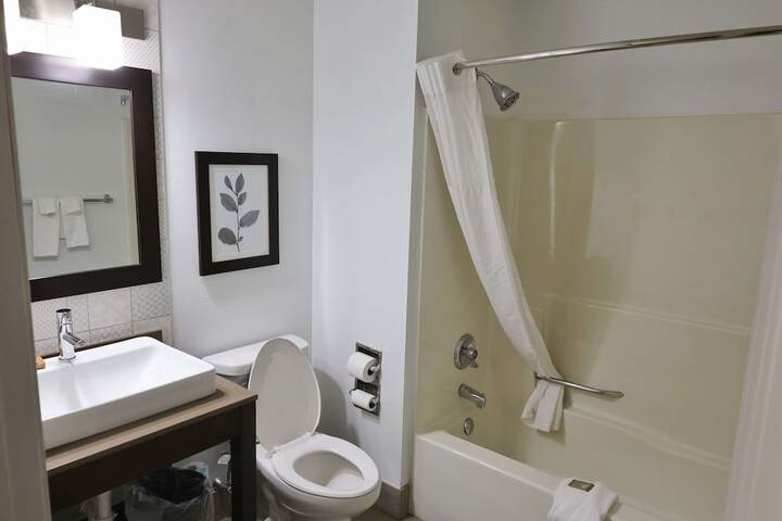 Country Inn & Suites by Radisson Sparta, WI