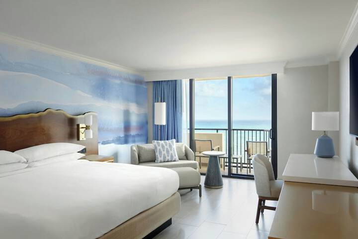 Fort Lauderdale Marriott Harbor Beach Resort & Spa