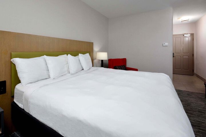 Country Inn & Suites by Radisson Asheville West near Biltmore
