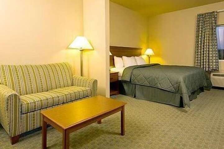 Room 30 of 40