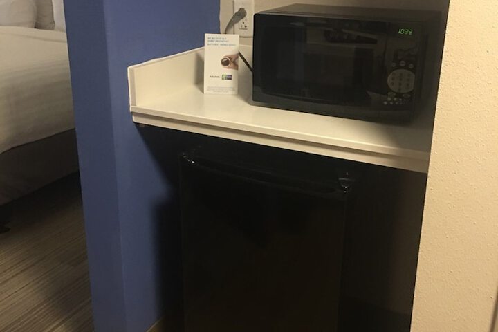 Room 15 of 36