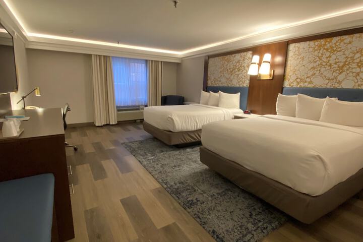 Room 6 of 26