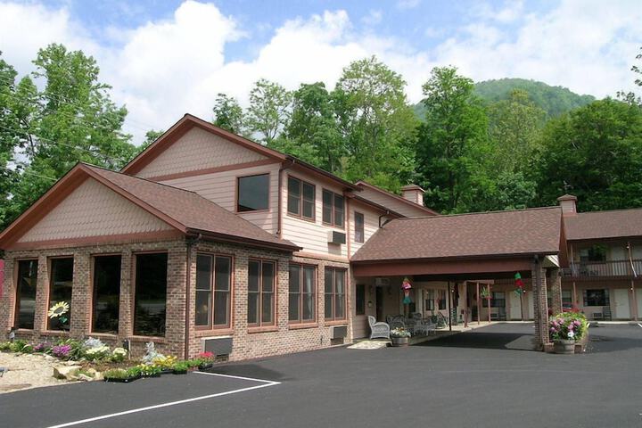 Jonathan Creek Inn