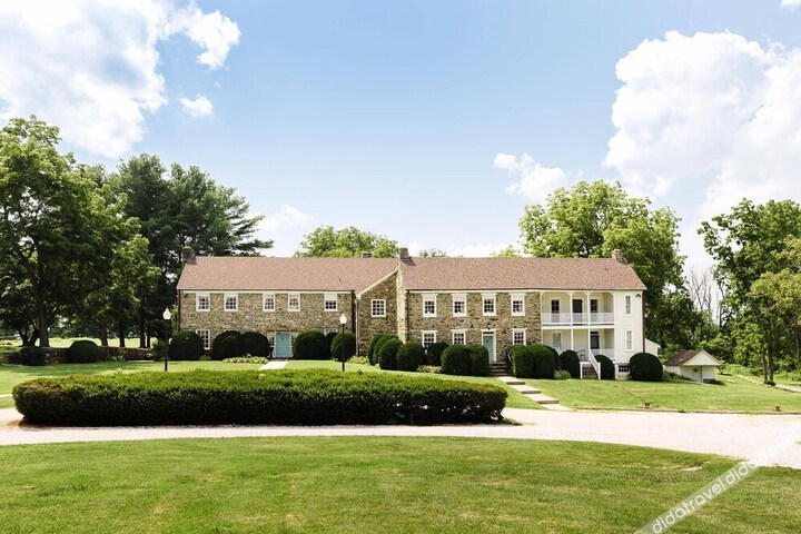 Inn at Stone Manor