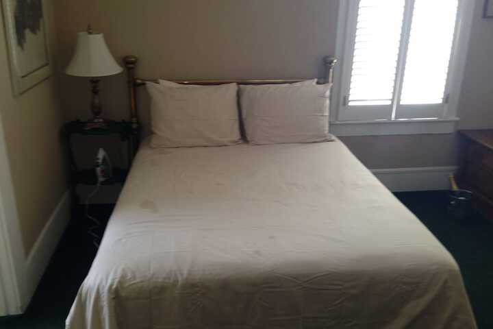Room 30 of 44