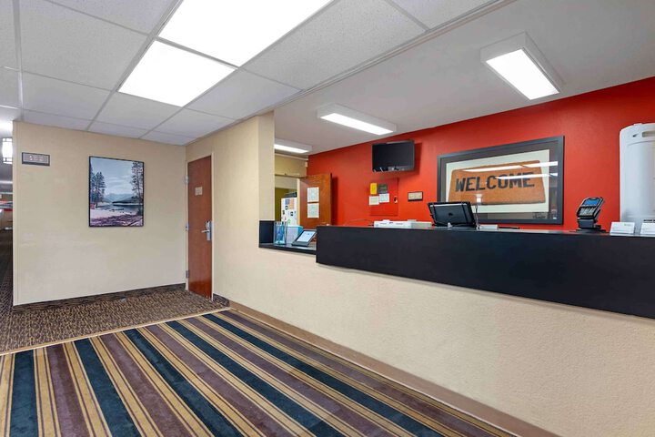 Hotel Interior 10 of 28